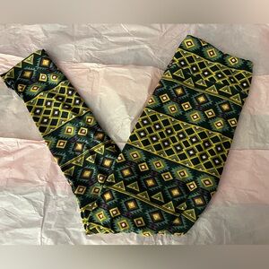 Lularoe tall and curvy leggings